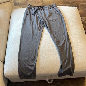 Lululemon on the fly 7/8 pant 27”
